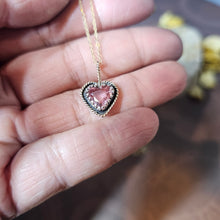 Load image into Gallery viewer, Torumaline Heart Pendant