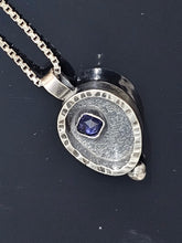 Load image into Gallery viewer, Iolite sterling Pendant