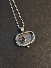 Load image into Gallery viewer, Garnet sterling Pendant
