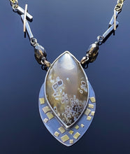 Load image into Gallery viewer, Stick Agate Necklace